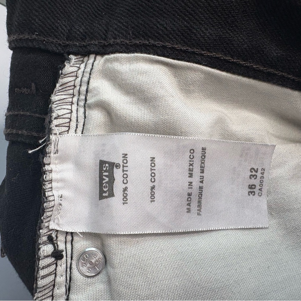Black Levis 505 36/32 Regular Fit - Picture 8 of 9
